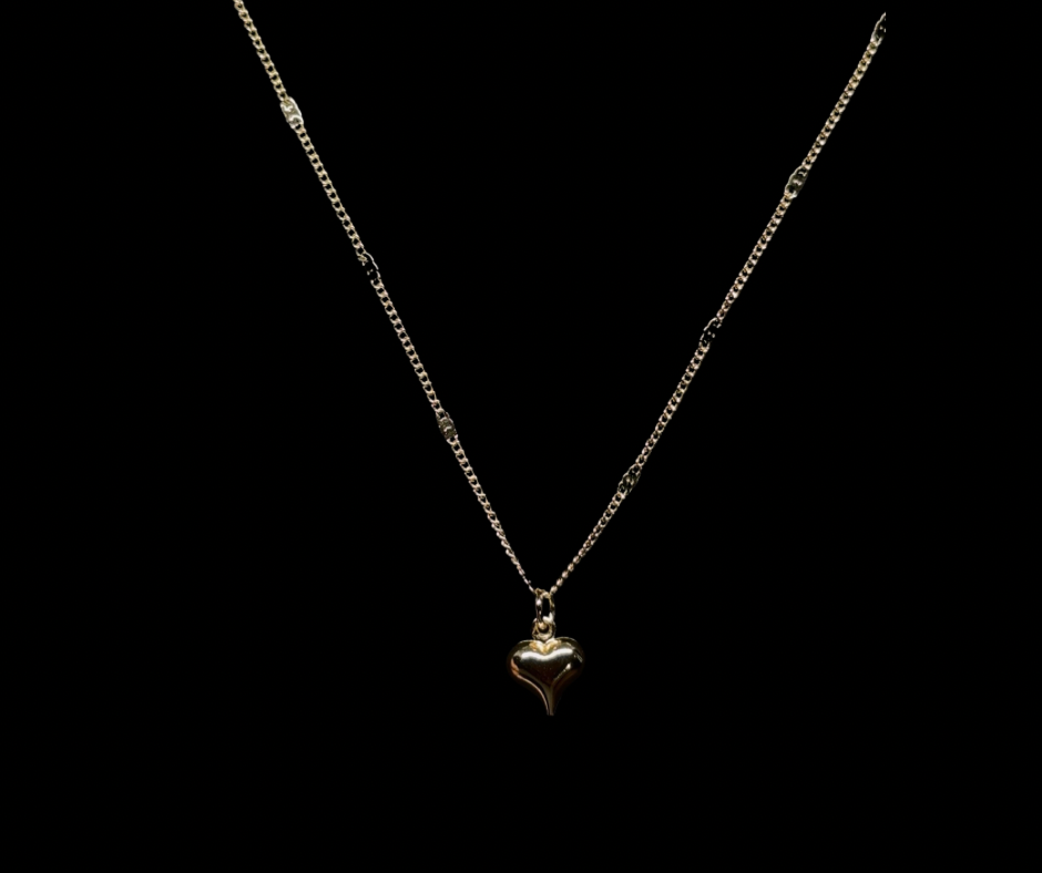 Corazón Necklace
