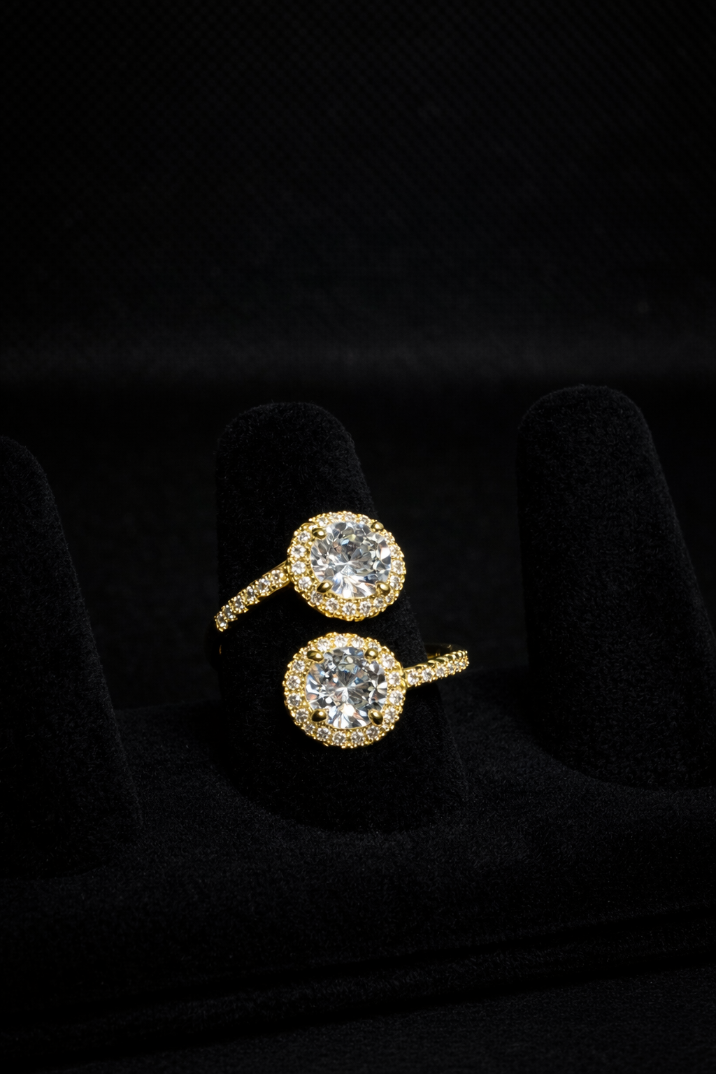 Aurea Halo Ring