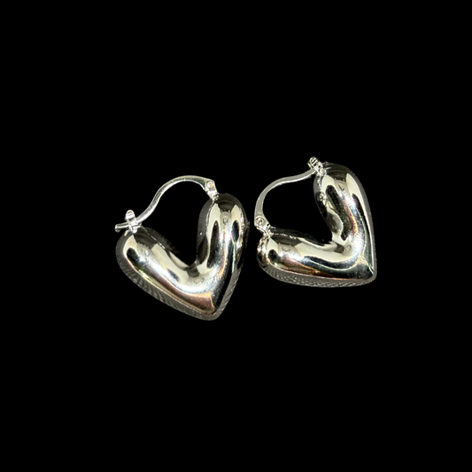 Amora Hoops